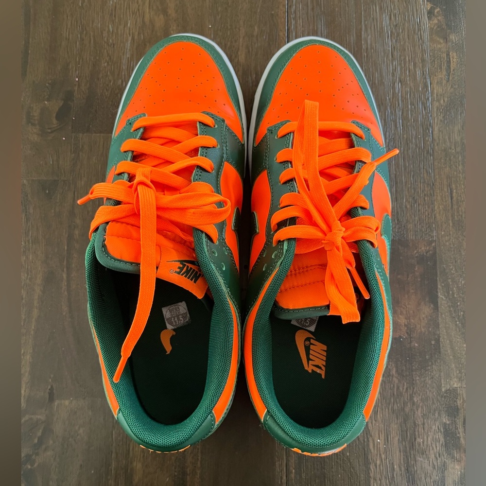 Nike Dunk Low Miami Hurricanes - Picture 5 of 5